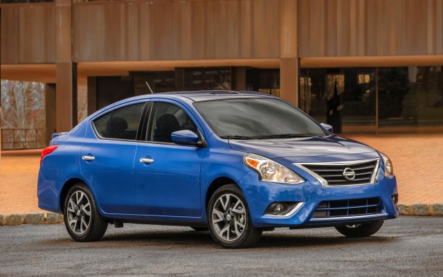 Nissan Versa SL 2015. Desktop wallpaper