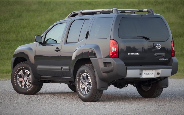 Nissan Xterra 2015. Desktop wallpaper