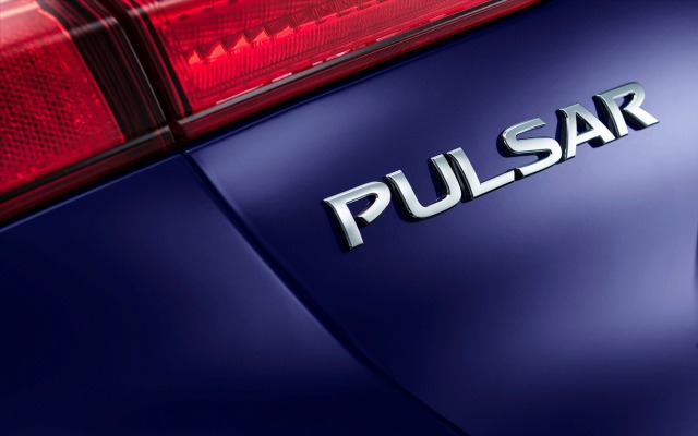 Nissan Pulsar 2015. Desktop wallpaper