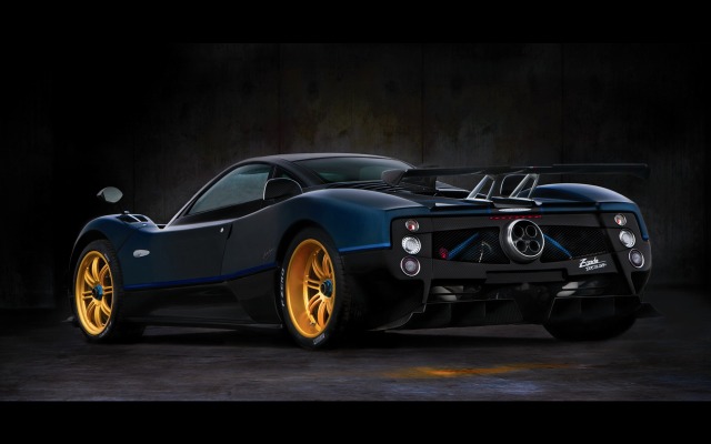 Pagani Zonda Tricolor 2011. Desktop wallpaper