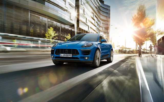 Porsche Macan S 2015. Desktop wallpaper