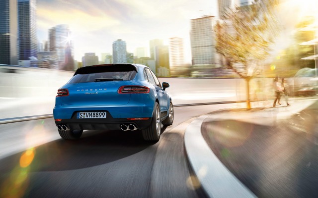 Porsche Macan S 2015. Desktop wallpaper