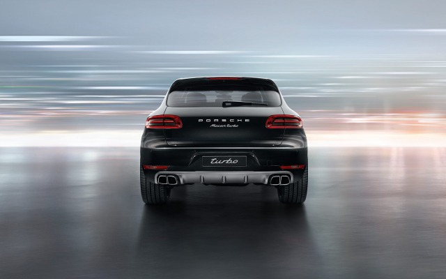 Porsche Macan Turbo 2015. Desktop wallpaper