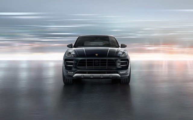 Porsche Macan Turbo 2015. Desktop wallpaper