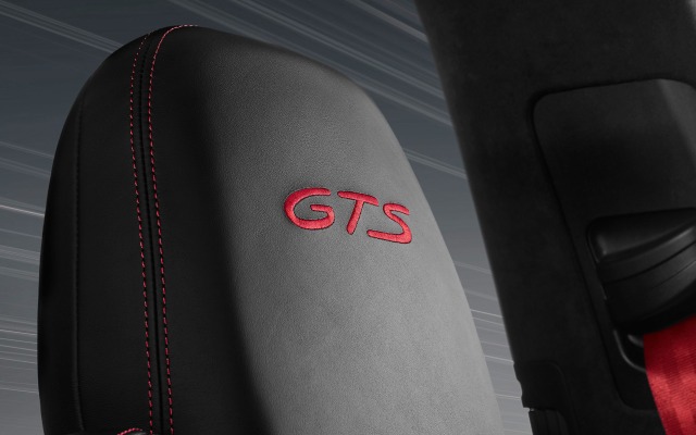 Porsche Cayenne GTS 2015. Desktop wallpaper