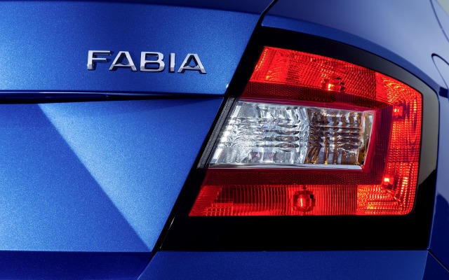 Skoda Fabia 2015. Desktop wallpaper