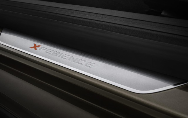 SEAT Leon X-Perience 2015. Desktop wallpaper