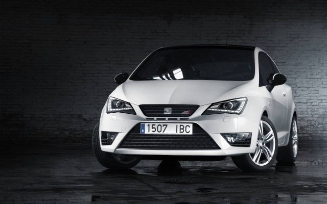 SEAT Ibiza Cupra 2013. Desktop wallpaper