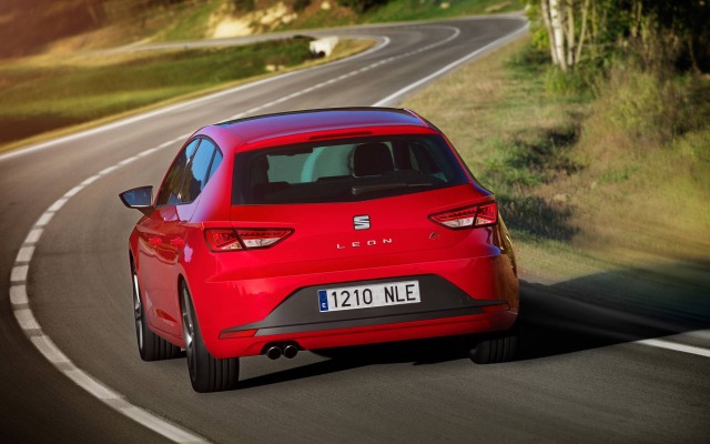 SEAT Leon 2013. Desktop wallpaper