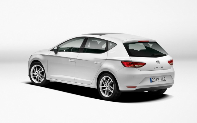 SEAT Leon 2013. Desktop wallpaper