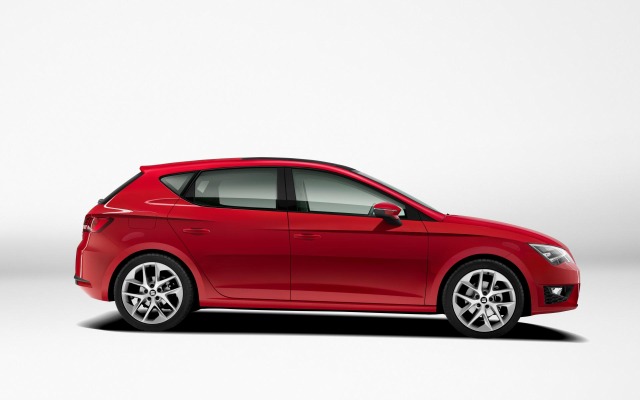 SEAT Leon 2013. Desktop wallpaper