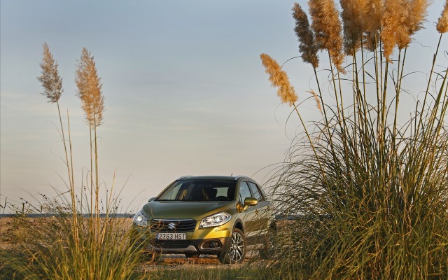 Suzuki SX4 S-Cross 2014. Desktop wallpaper