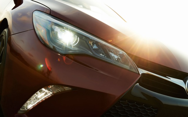 Toyota Camry 2015. Desktop wallpaper