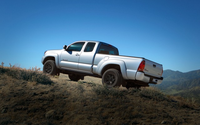 Toyota Tacoma 2015. Desktop wallpaper