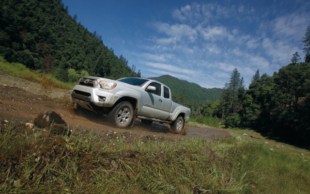 Toyota Tacoma 2015. Desktop wallpaper