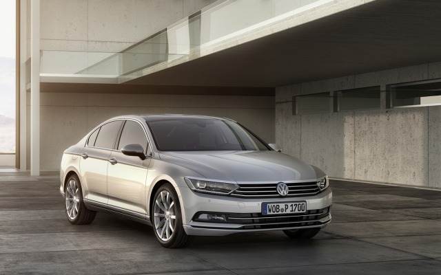 Volkswagen Passat 2015. Desktop wallpaper