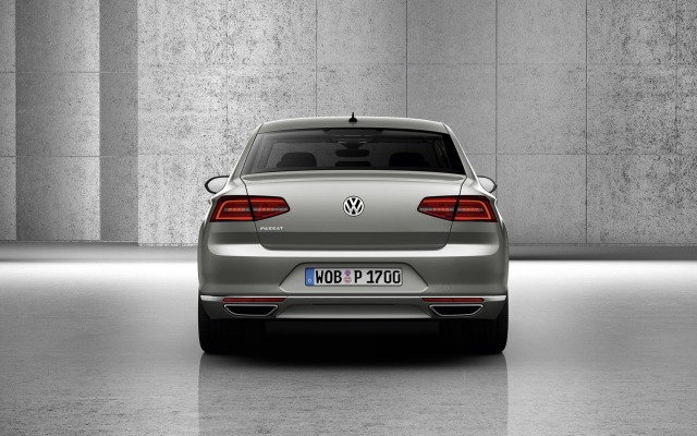 Volkswagen Passat 2015. Desktop wallpaper