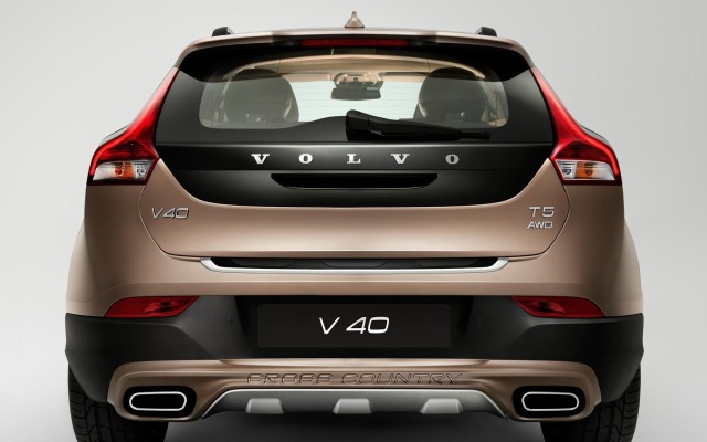 Volvo V40 Cross Country 2015. Desktop wallpaper
