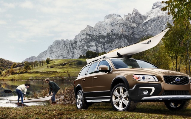 Volvo XC70 2015. Desktop wallpaper