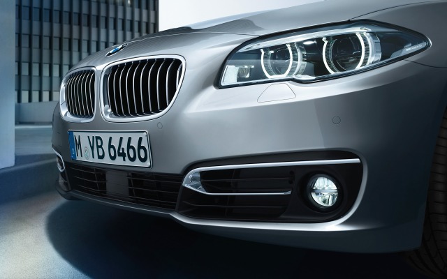 BMW 5 Series Sedan 2015. Desktop wallpaper