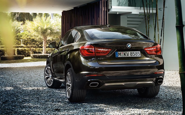 BMW X6 2015. Desktop wallpaper