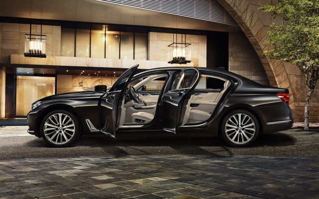 BMW 7 Series Sedan 2015. Desktop wallpaper