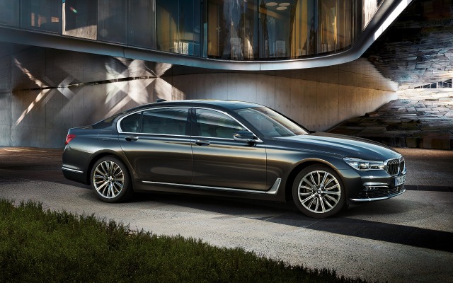 BMW 7 Series Sedan 2015. Desktop wallpaper