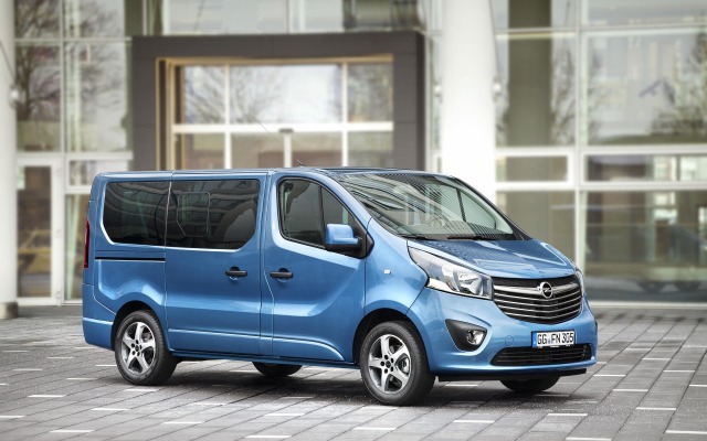 Opel Vivaro 2015. Desktop wallpaper