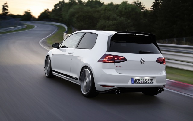 Volkswagen Golf GTI Clubsport 2016. Desktop wallpaper