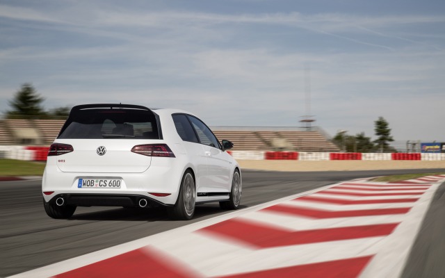 Volkswagen Golf GTI Clubsport 2016. Desktop wallpaper