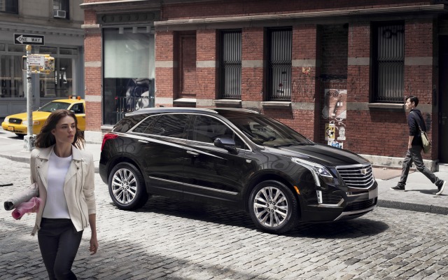 Cadillac XT5 2017. Desktop wallpaper