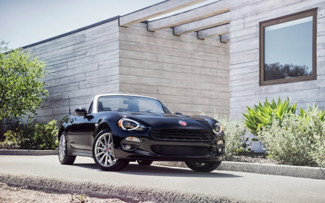 Fiat 124 Spider 2017. Desktop wallpaper