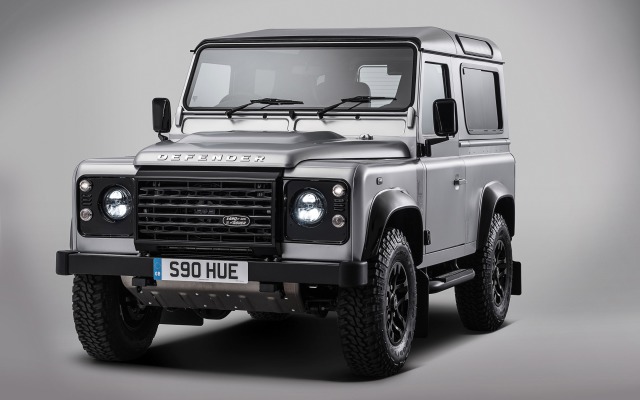 Land Rover Defender 2 000 000 2015. Desktop wallpaper