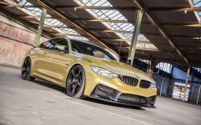 BMW M4 Carbonfiber Dynamics 2015. Desktop wallpaper