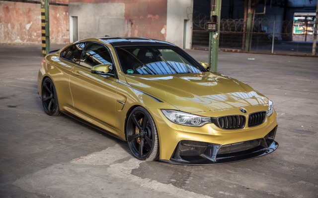 BMW M4 Carbonfiber Dynamics 2015. Desktop wallpaper