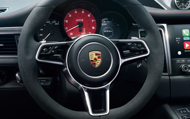 Porsche Macan GTS 2016. Desktop wallpaper