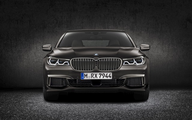 BMW M760Li xDrive 2017. Desktop wallpaper