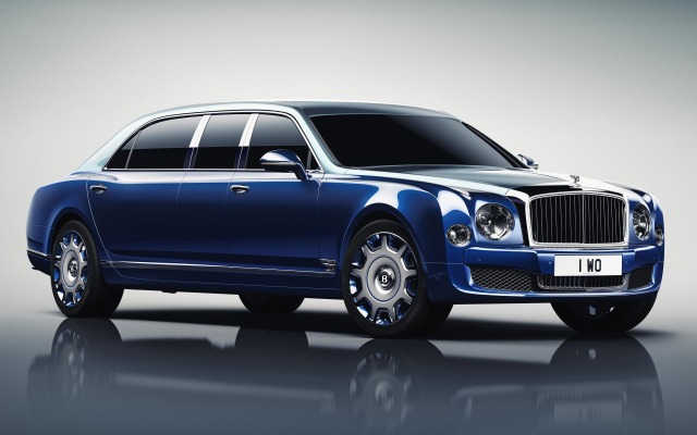 Bentley Mulsanne Grand Limousine Mulliner 2016. Desktop wallpaper