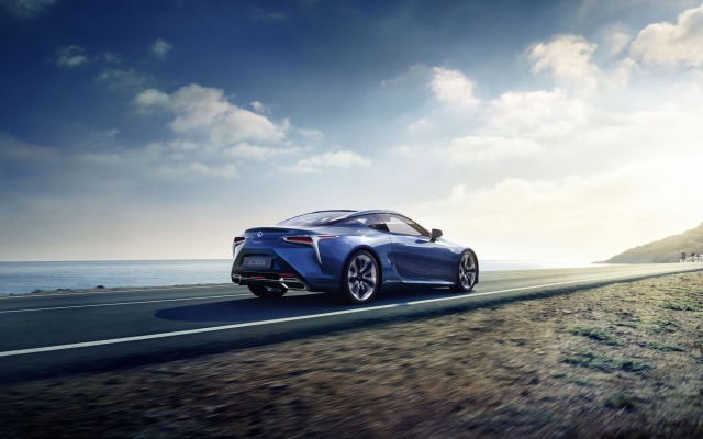 Lexus LC 500h Luxury Coupe 2016. Desktop wallpaper