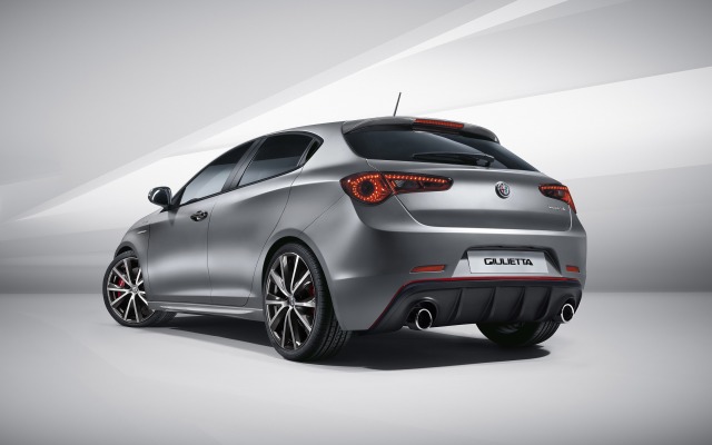 Alfa Romeo Giulietta 2016. Desktop wallpaper