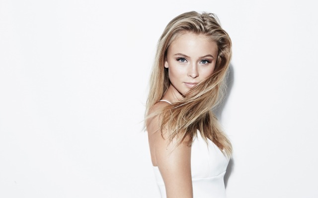 Zara Larsson. Desktop wallpaper