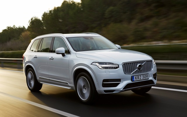 Volvo XC90 T8 Petrol Plug-in Hybrid 2015. Desktop wallpaper