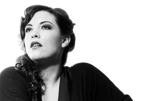 Caro Emerald. Desktop wallpaper