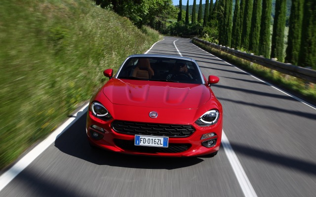 Fiat 124 Spider 2016. Desktop wallpaper