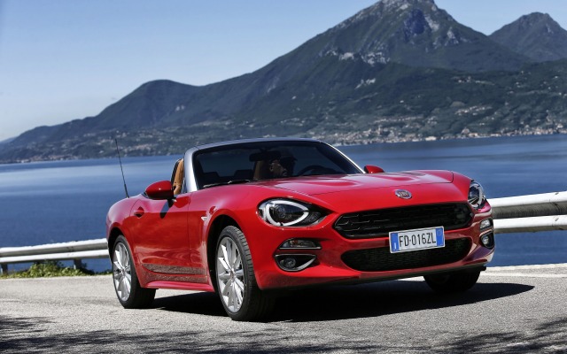 Fiat 124 Spider 2016. Desktop wallpaper