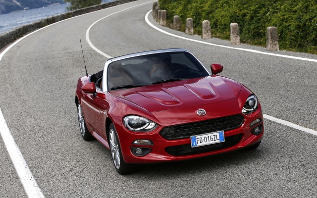 Fiat 124 Spider 2016. Desktop wallpaper