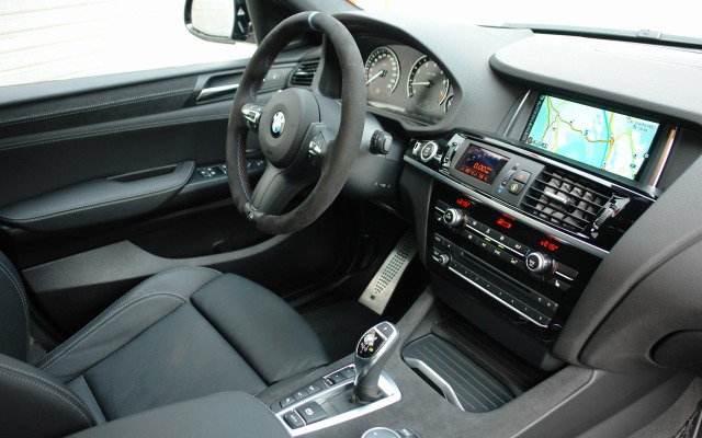 BMW X4 M40i dAHLer 2016. Desktop wallpaper