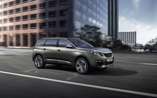 Peugeot 5008 2017. Desktop wallpaper