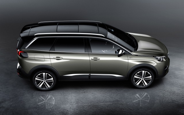 Peugeot 5008 2017. Desktop wallpaper