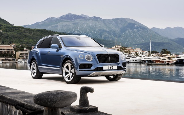 Bentley Bentayga Diesel 2017. Desktop wallpaper